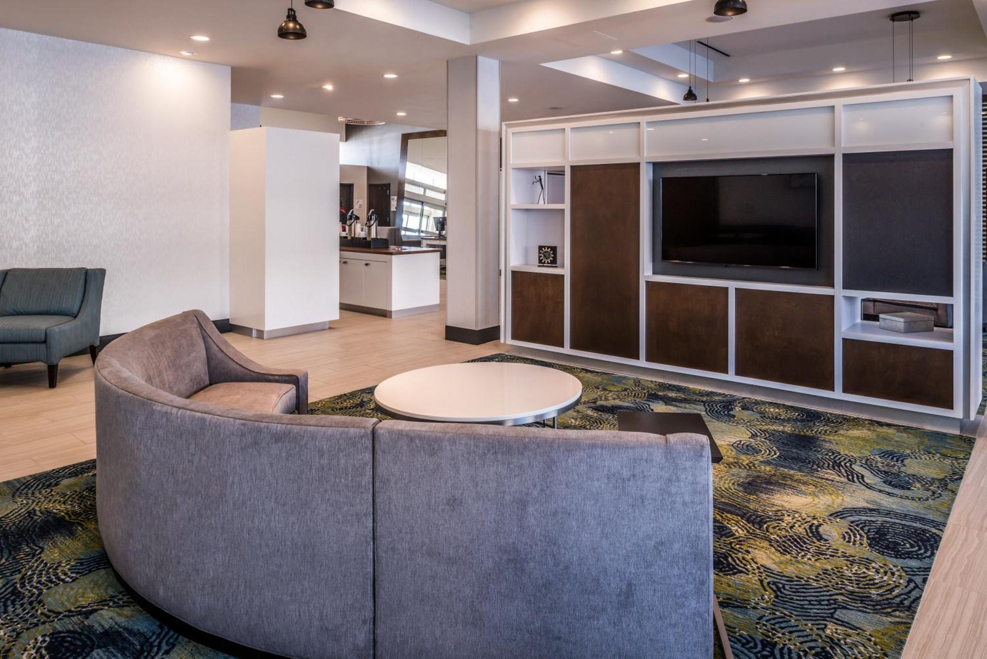 Holiday Inn Detroit Northwest - Livonia By Ihg מראה חיצוני תמונה