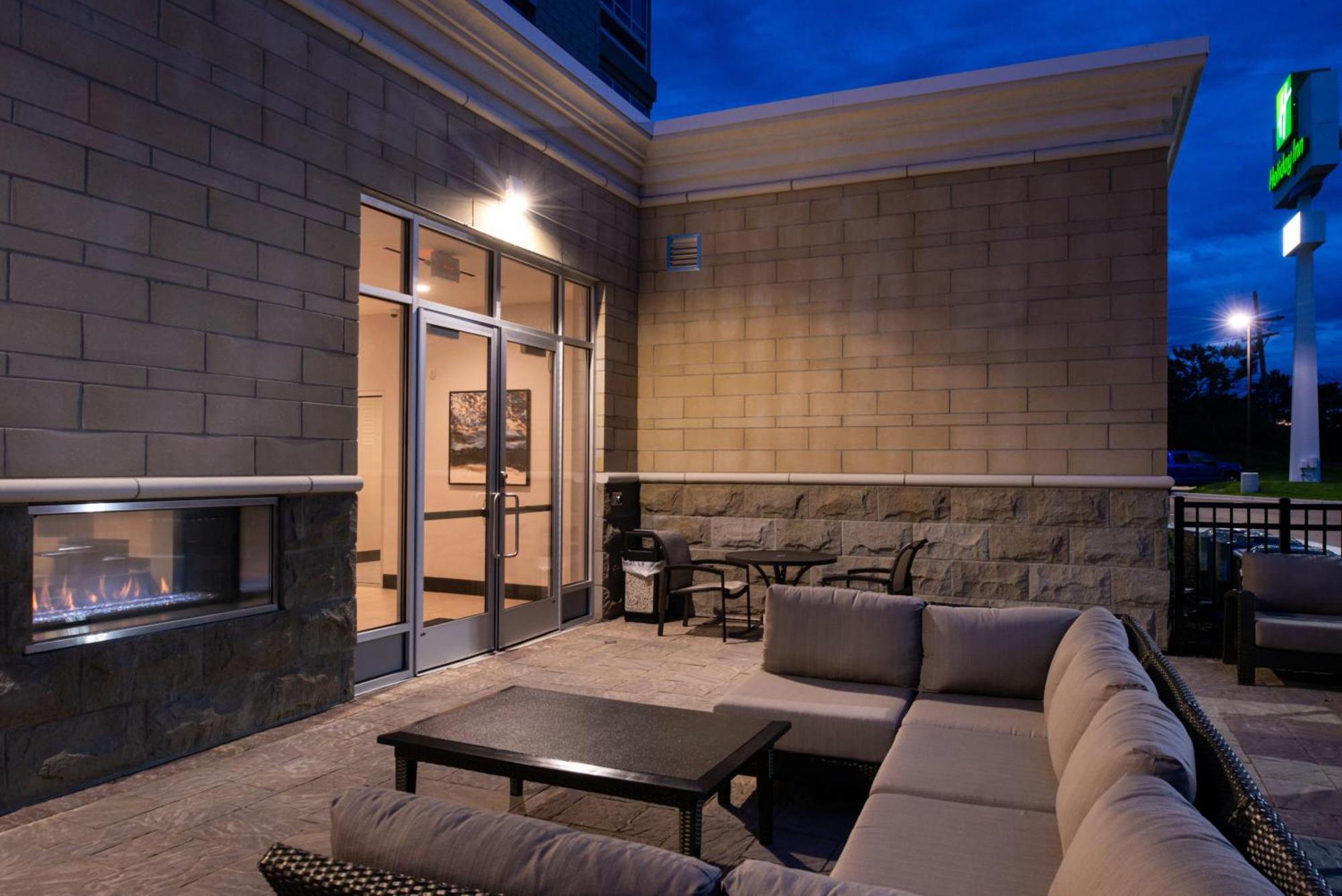 Holiday Inn Detroit Northwest - Livonia By Ihg מראה חיצוני תמונה